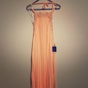 Coral Lulu’s Pleated Maxi Dress